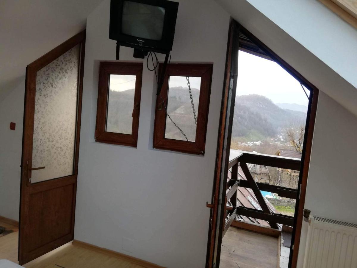 Casa Radu Lui Anghel Villa Barbuletu Kültér fotó